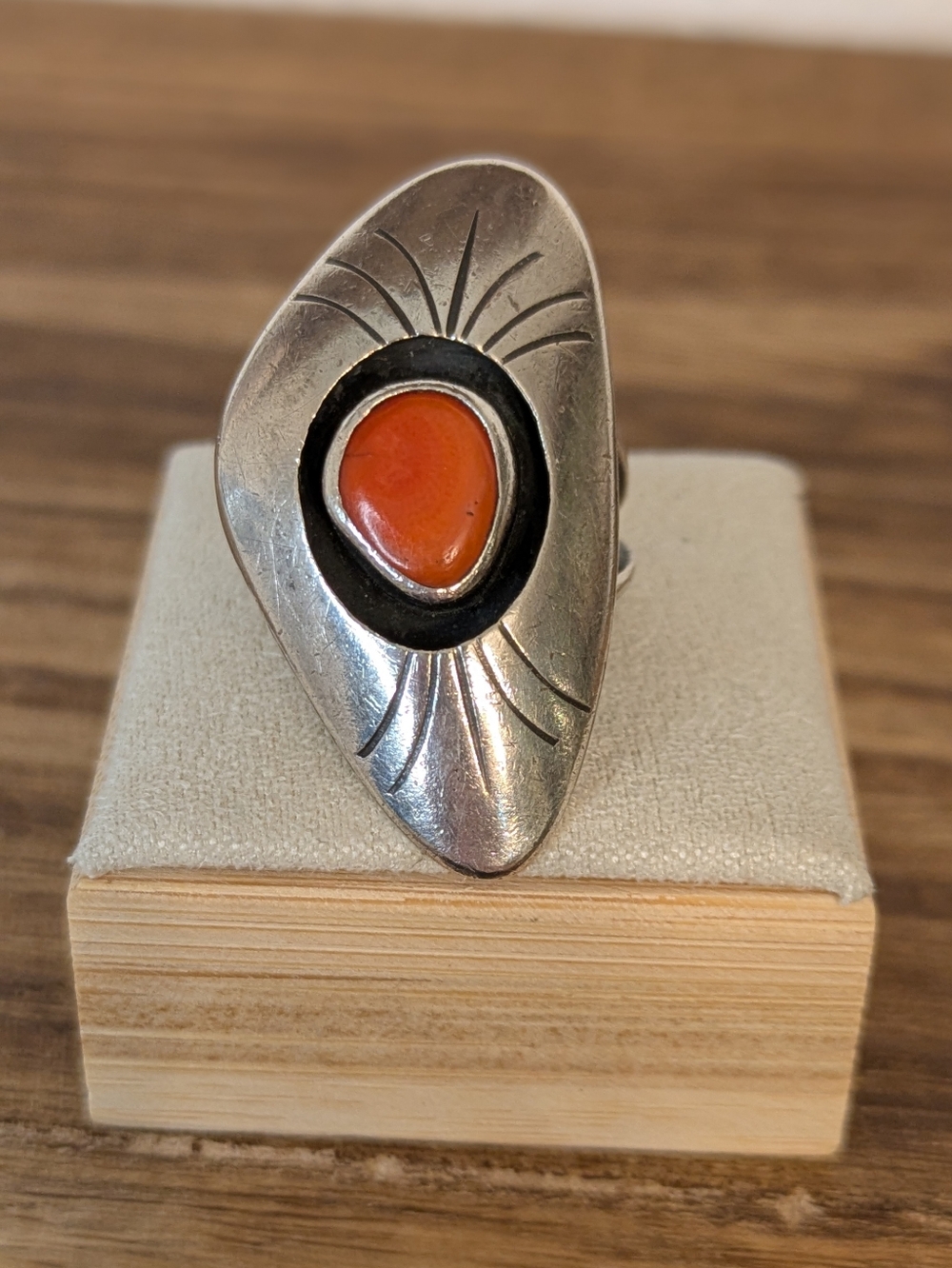 Vintage Sterling Silver Coral Shadowbox Sz 6 Modernist Artist Signed / Hallmark